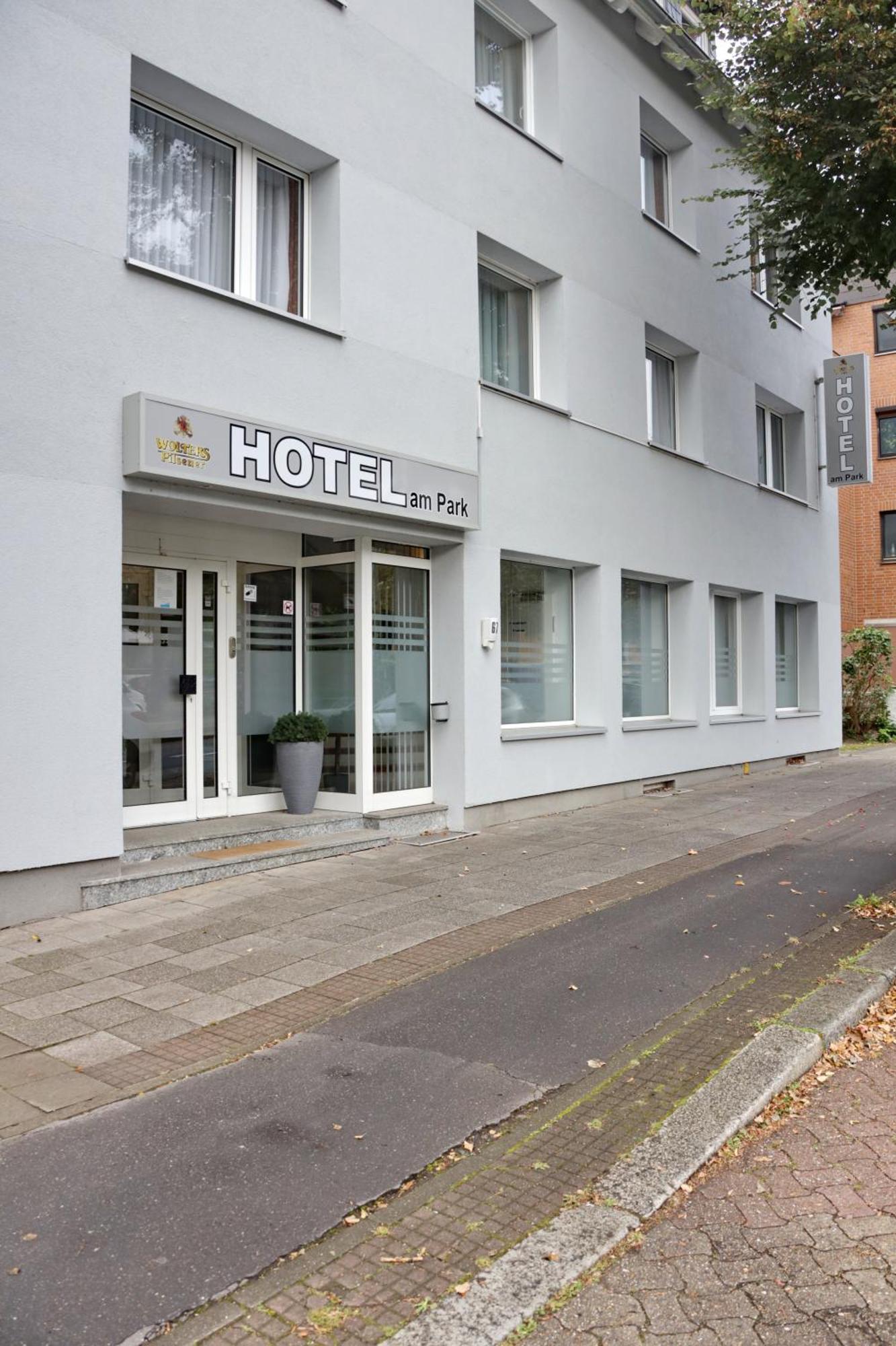 Hotel Am Park Braunschweig Exterior foto