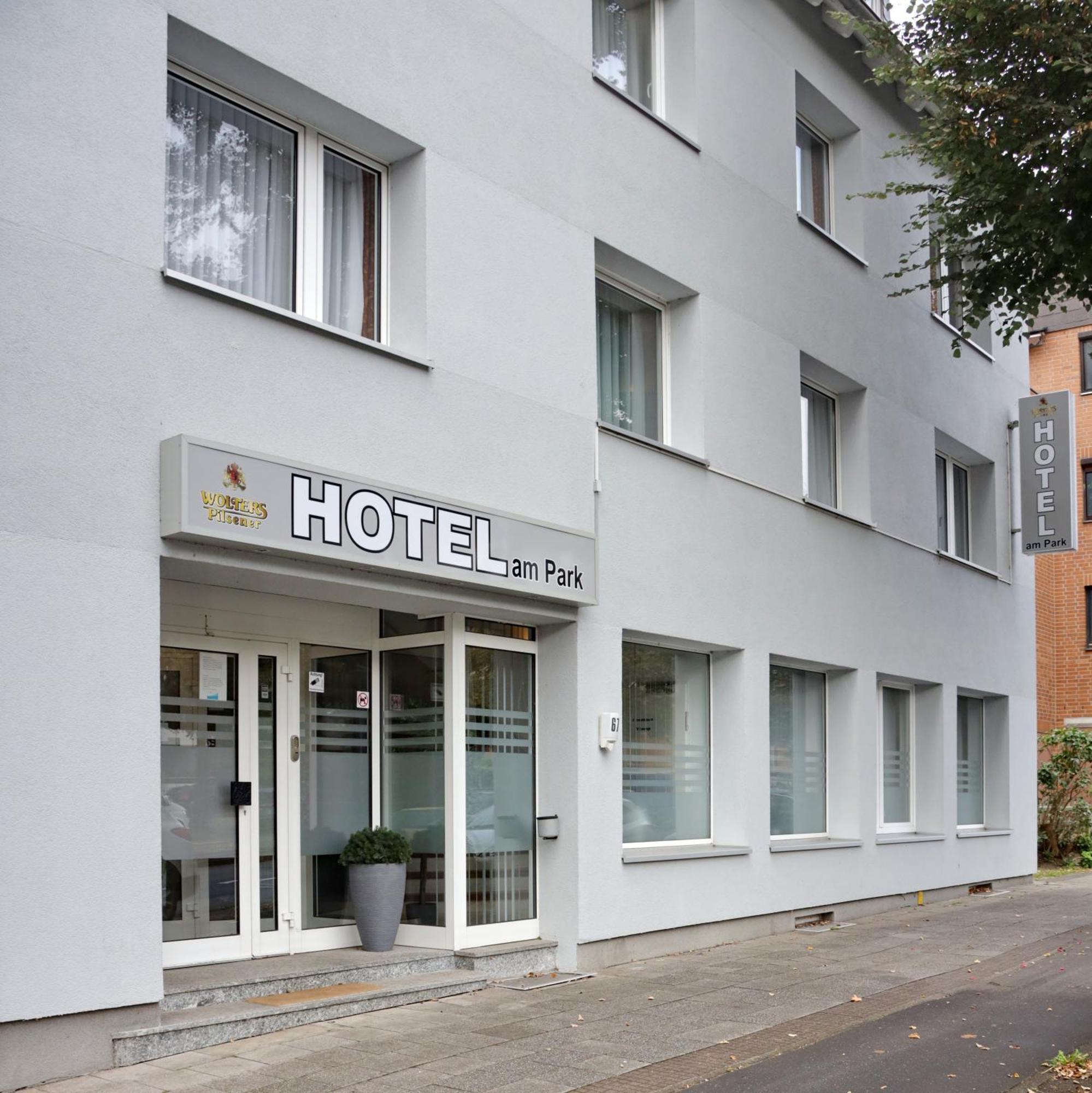 Hotel Am Park Braunschweig Exterior foto